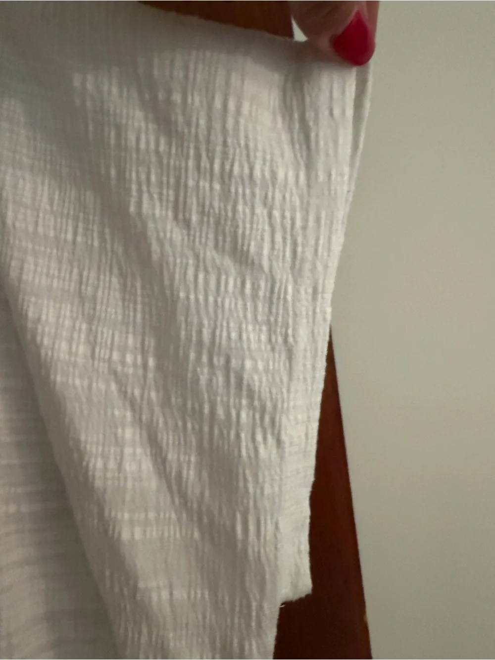 Cable & Gauge Womens 1X White Textured Gauze Embroidered Split Neck Blouse Top